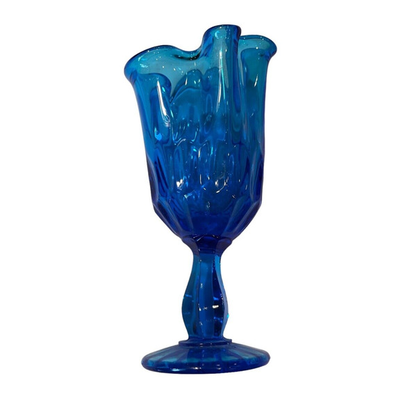 Vintage FENTON Colonial Blue Glass Thumbprint Handkerchief Swung Vase 6.75x 3.5" - Picture 4 of 7